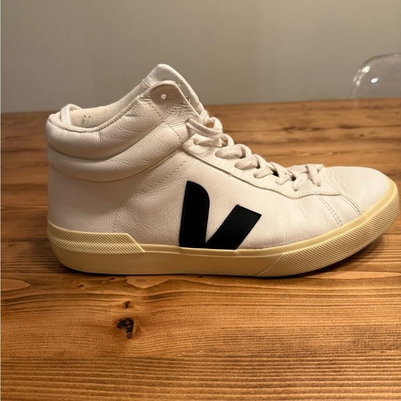 Veja V-15 LEATHER WHITE BLACK (previous version) - Picture 4 of 9